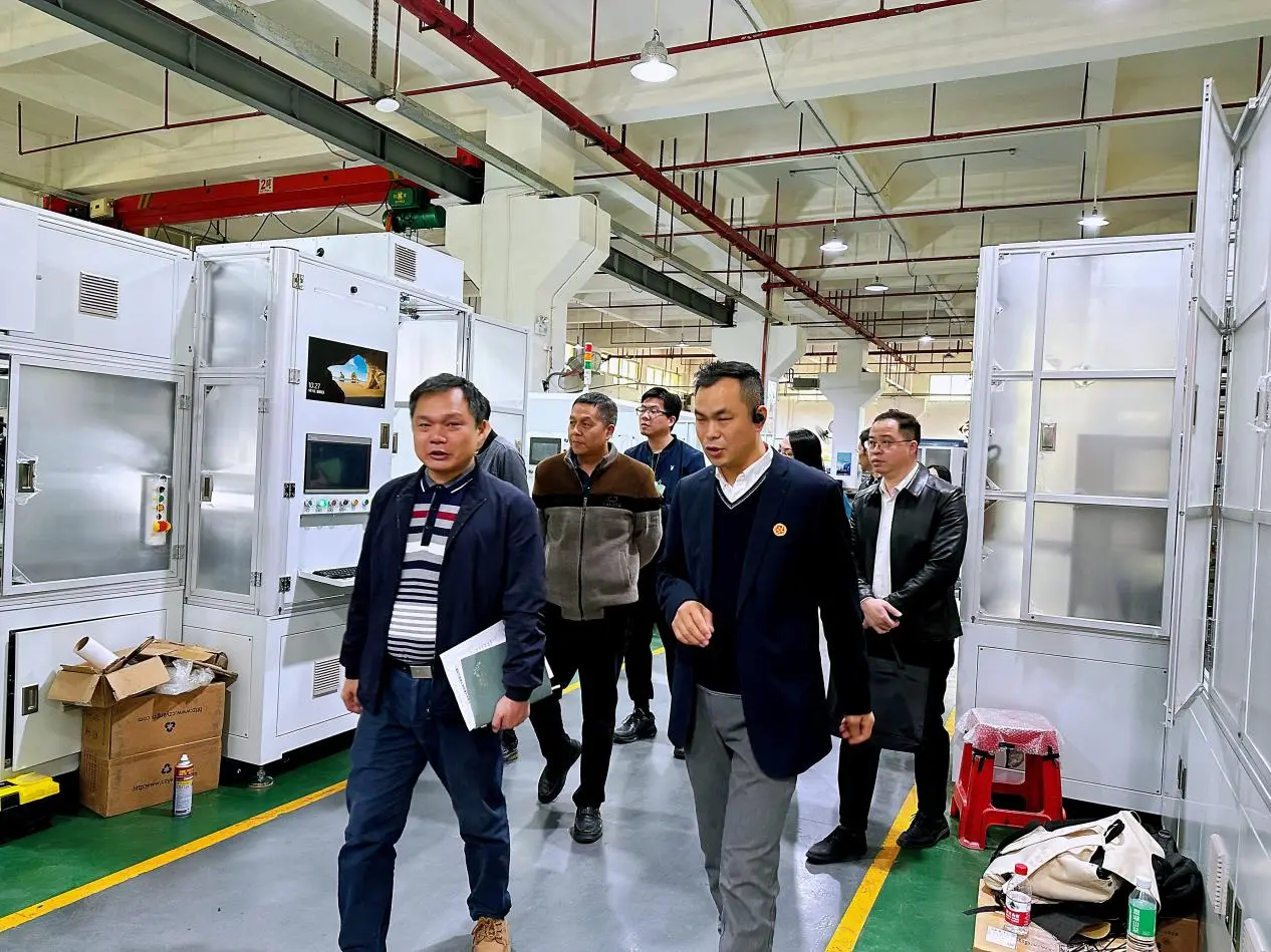 Government and Enterprises Join Hands to Illuminate the Brilliant New Journey of Yixinfeng Group