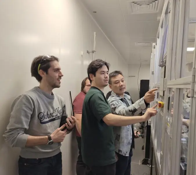 The Guardians of Yixinfeng during the Spring Festival Lithium - Ion Battery Equipment