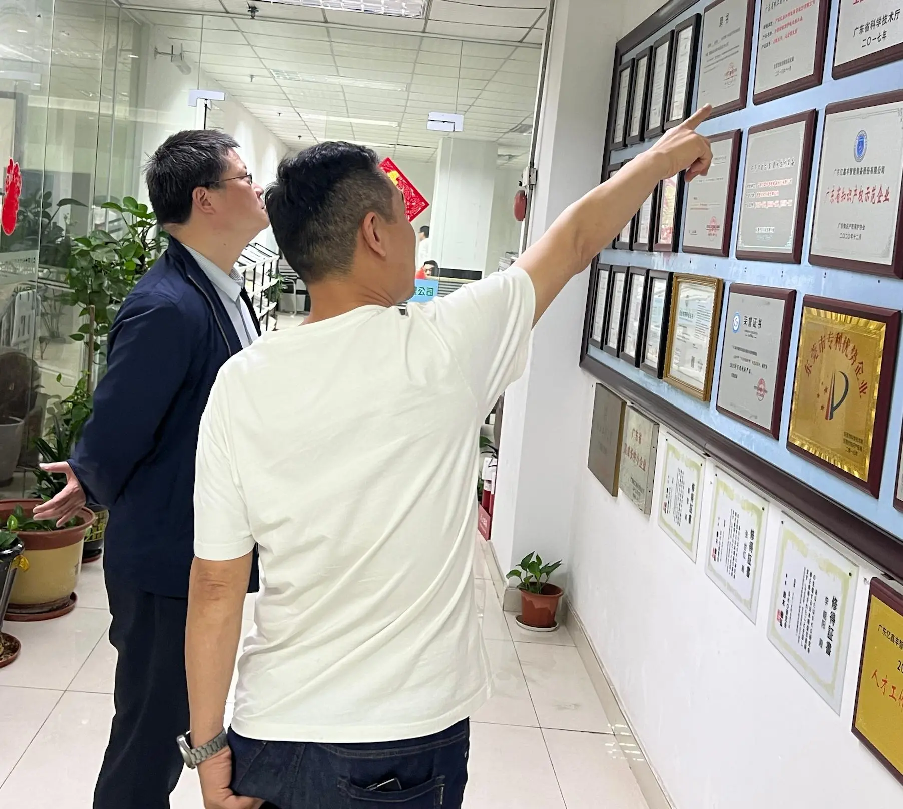 Yixinfeng Marches Forward with Spring