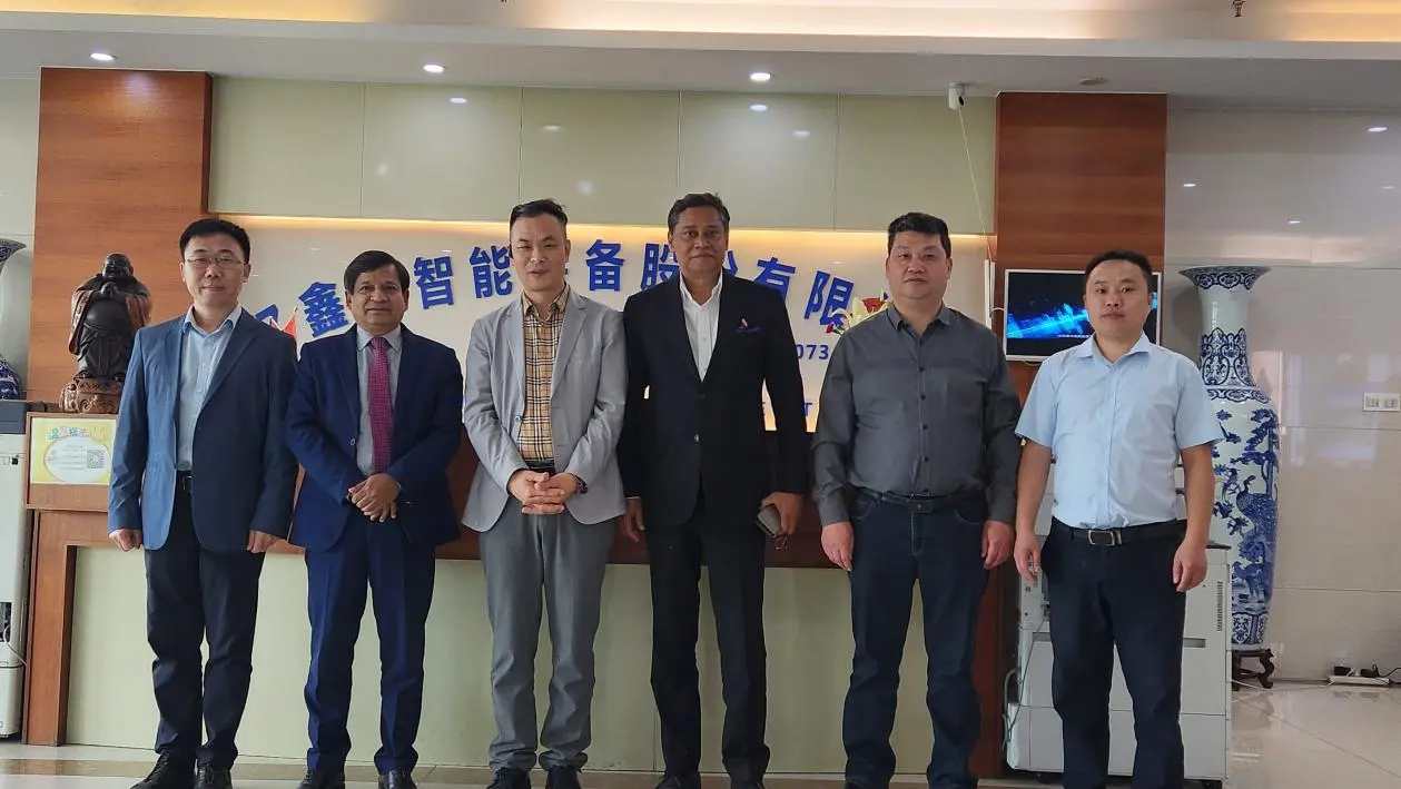 Yixinfeng battery stacking machine: An excellent tool for lithium battery manufacturing